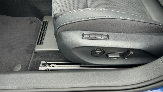 Skoda Superb 1.5 TSI e-TEC Sportline 5dr DSG Petrol Hatchback - Image 47